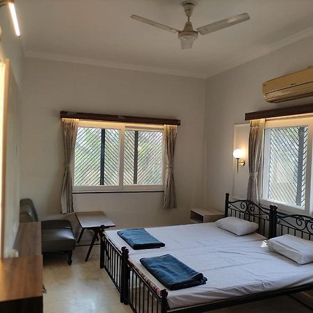 Vatika Homestay Varanasi Bagian luar foto